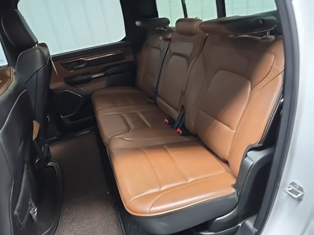 Used 2022 RAM 1500 Limited w/ Body-Colour Bumper Group image 32