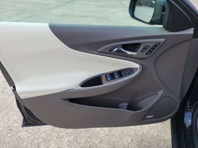 Used 2024 Chevrolet Malibu LT image 25