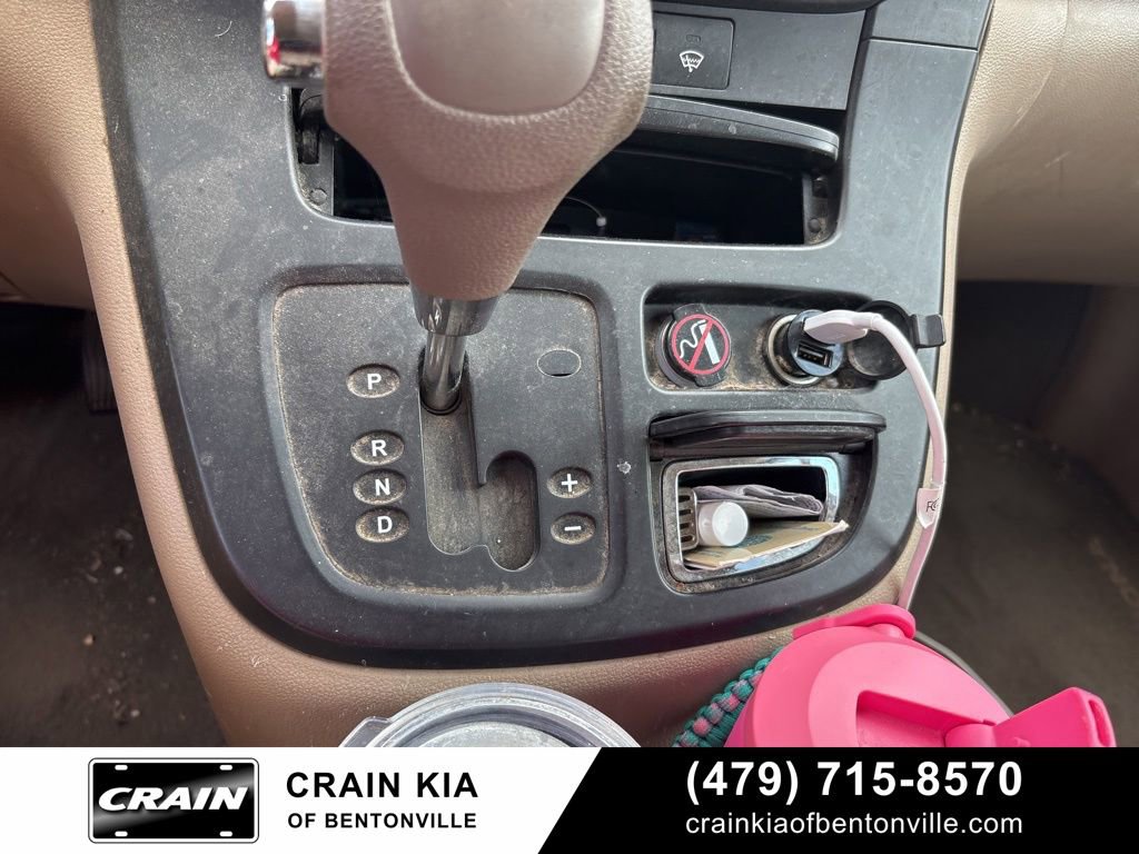 Used 2008 Kia Sedona LX image 18
