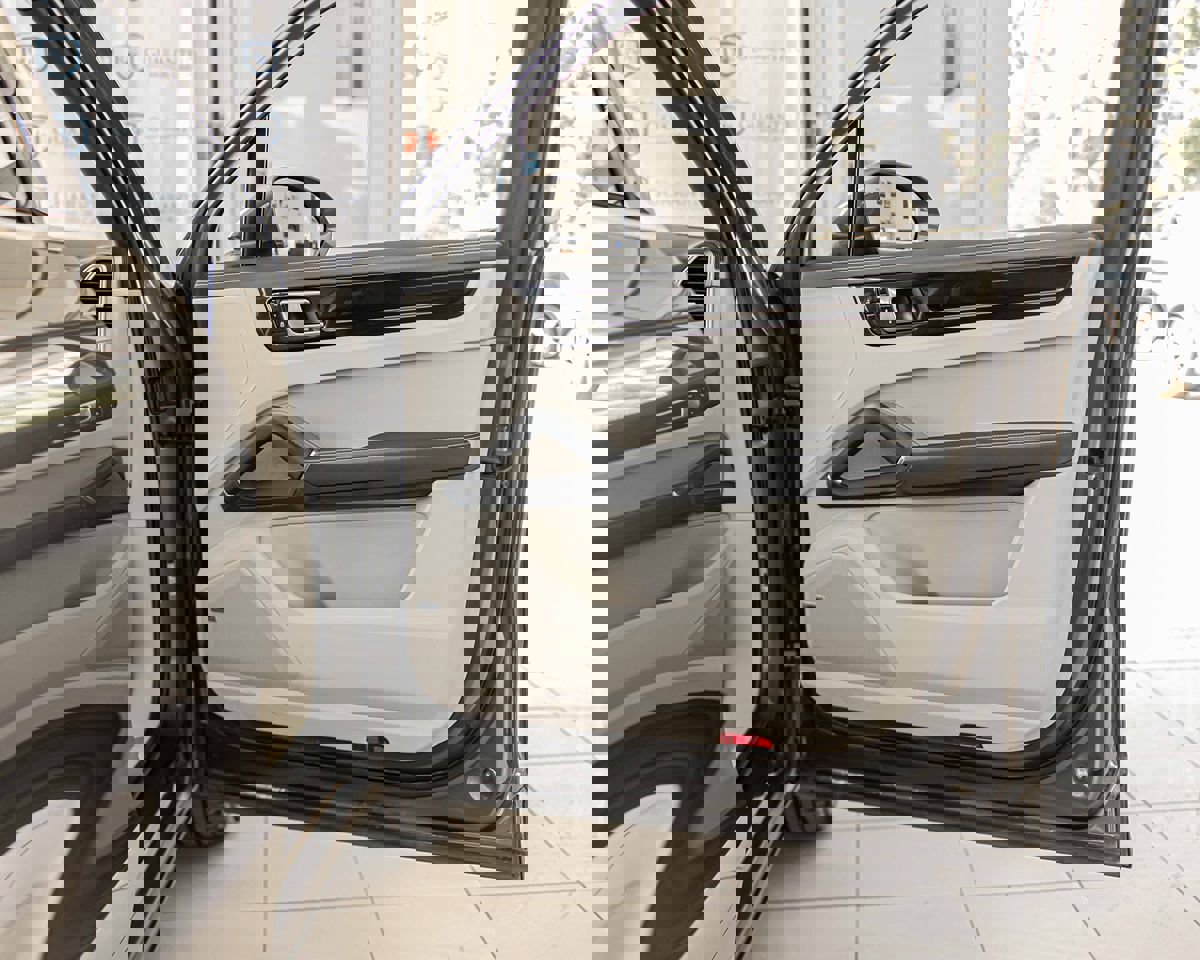 Used 2021 Porsche Cayenne E-Hybrid image 42