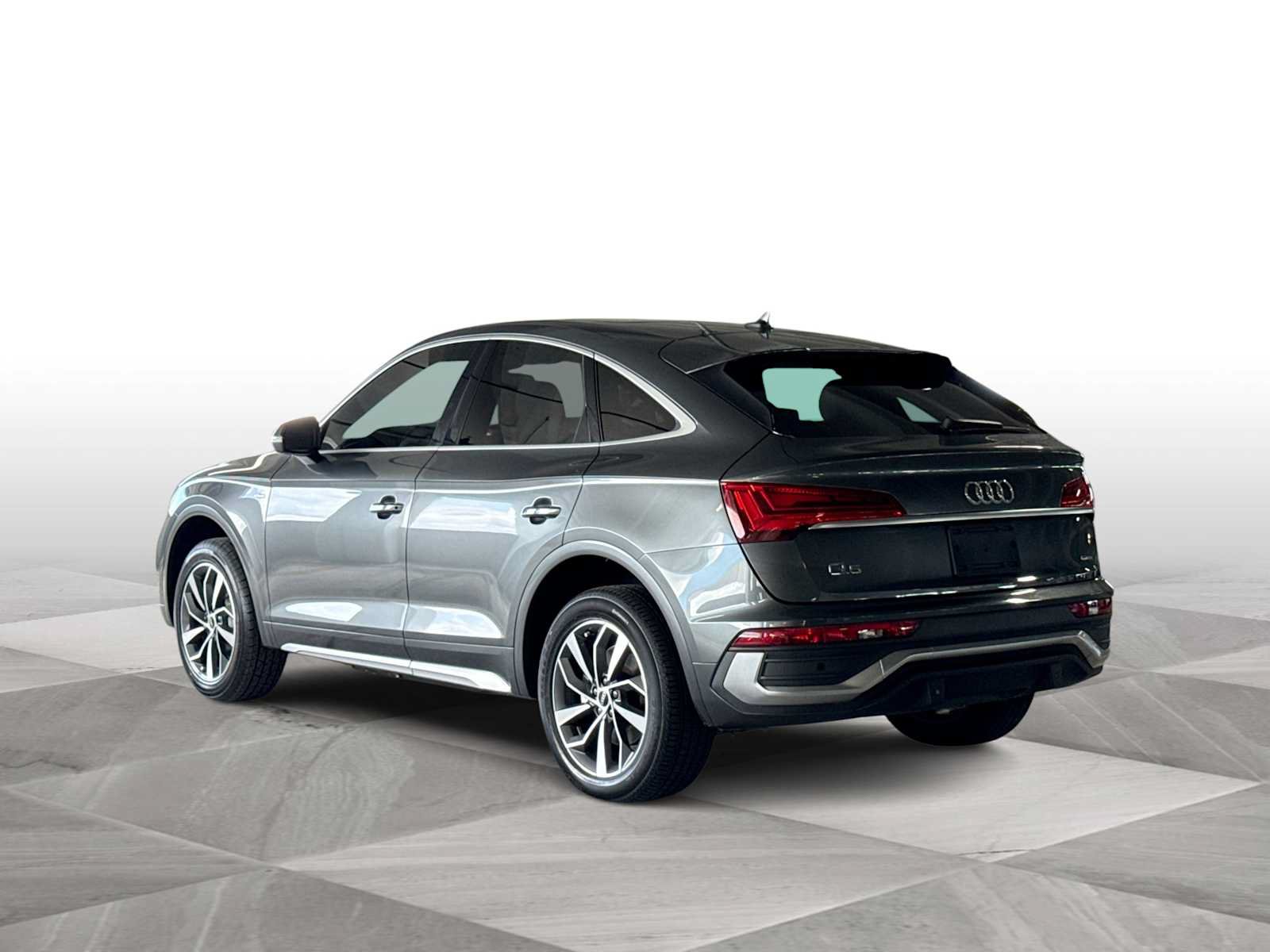 Used 2022 Audi Q5 2.0T Premium Plus w/ Premium Plus Package AWD/4WD image 6