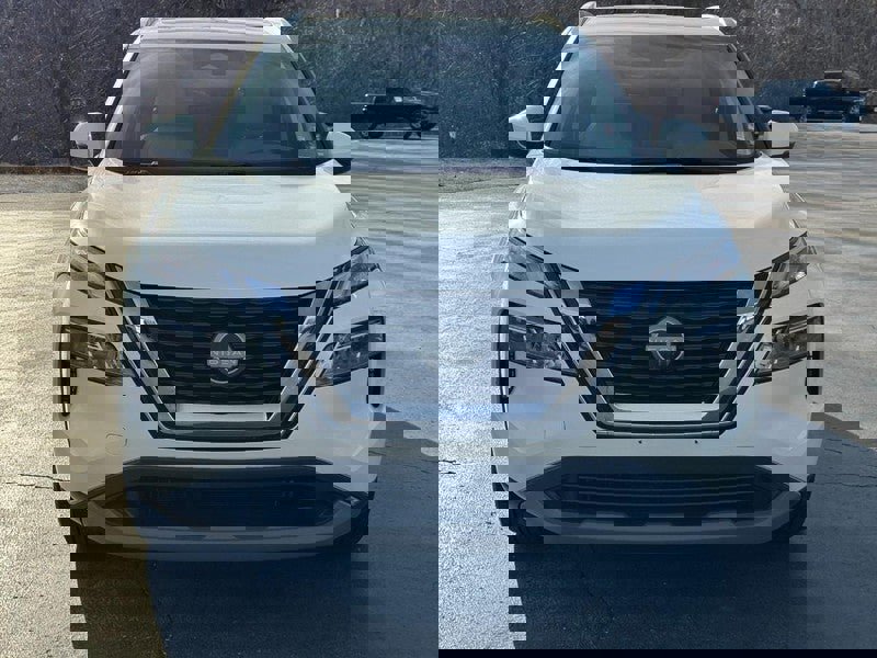 Used 2023 Nissan Rogue SV w/ SV Premium Package image 9