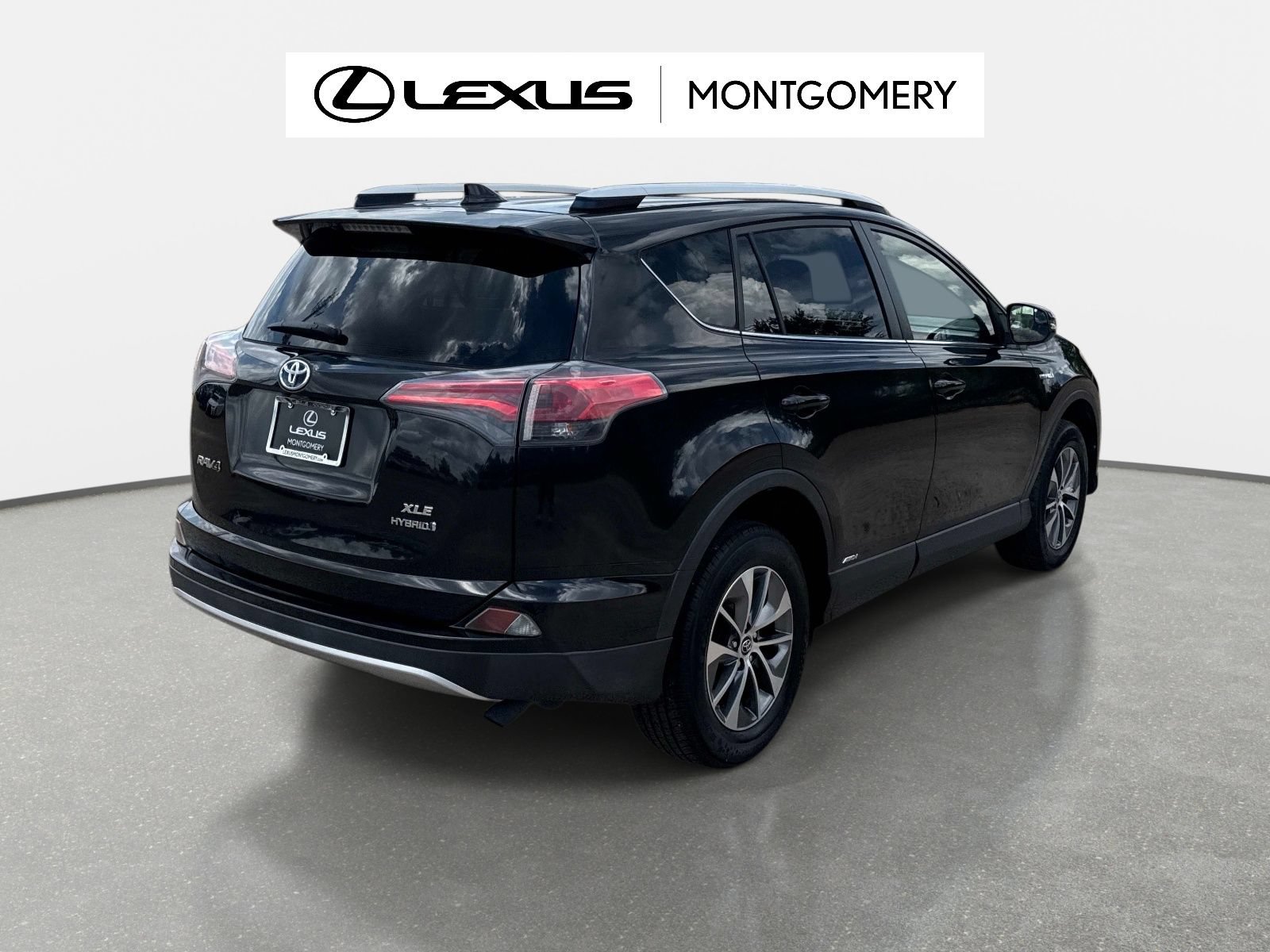 Used 2016 Toyota RAV4 XLE AWD/4WD image 3