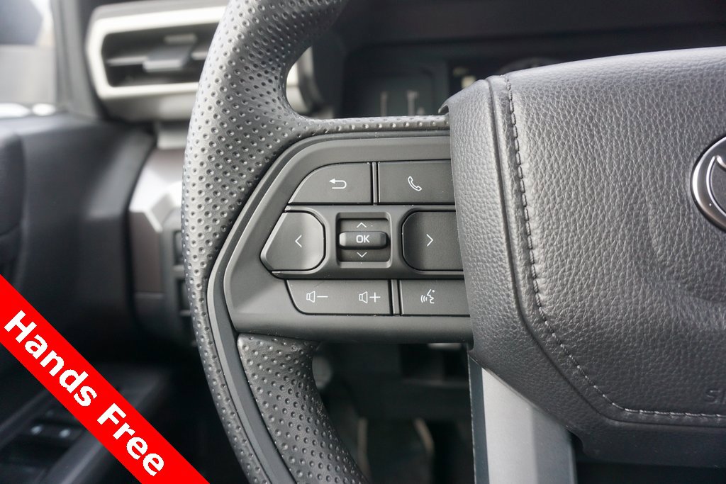 New 2026 Toyota Tacoma SR5 image 4