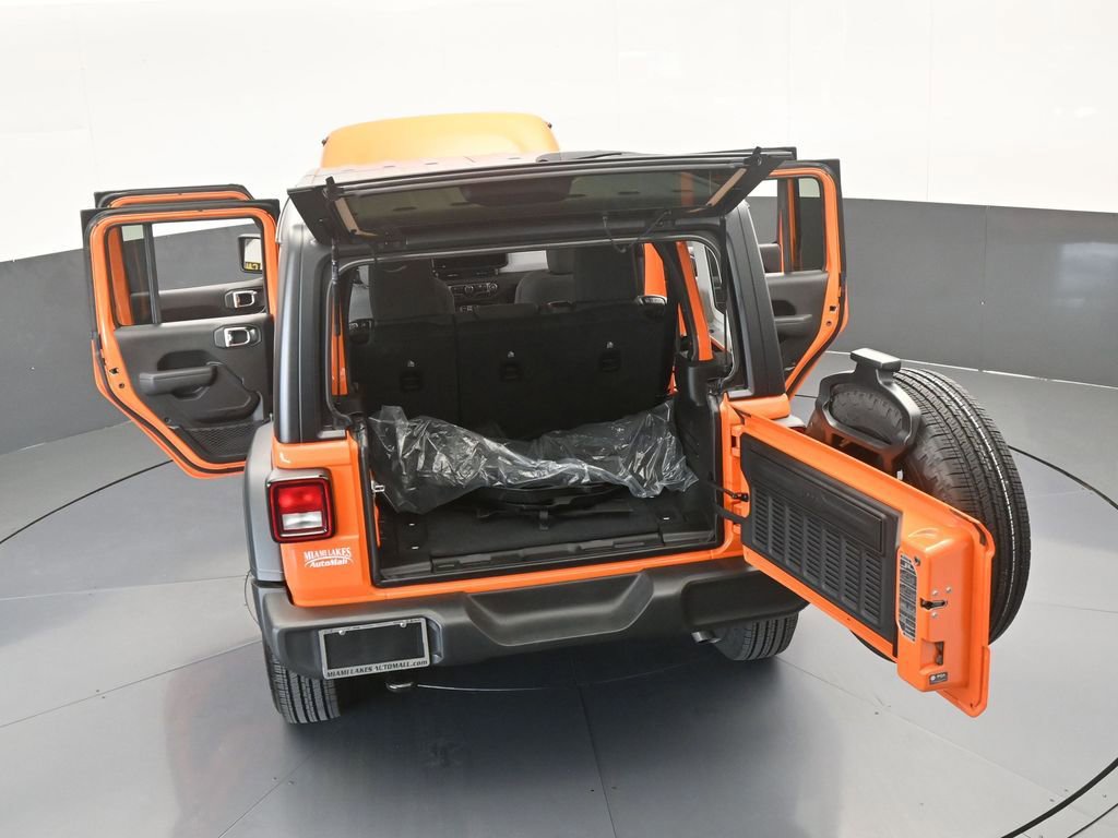 Used 2025 Jeep Wrangler Sport image 68