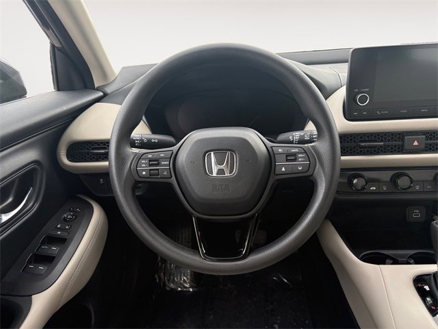 Used 2023 Honda HR-V LX image 12