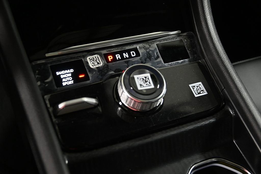 New 2025 Jeep Grand Cherokee L Limited w/ Black Appearance Package image 16