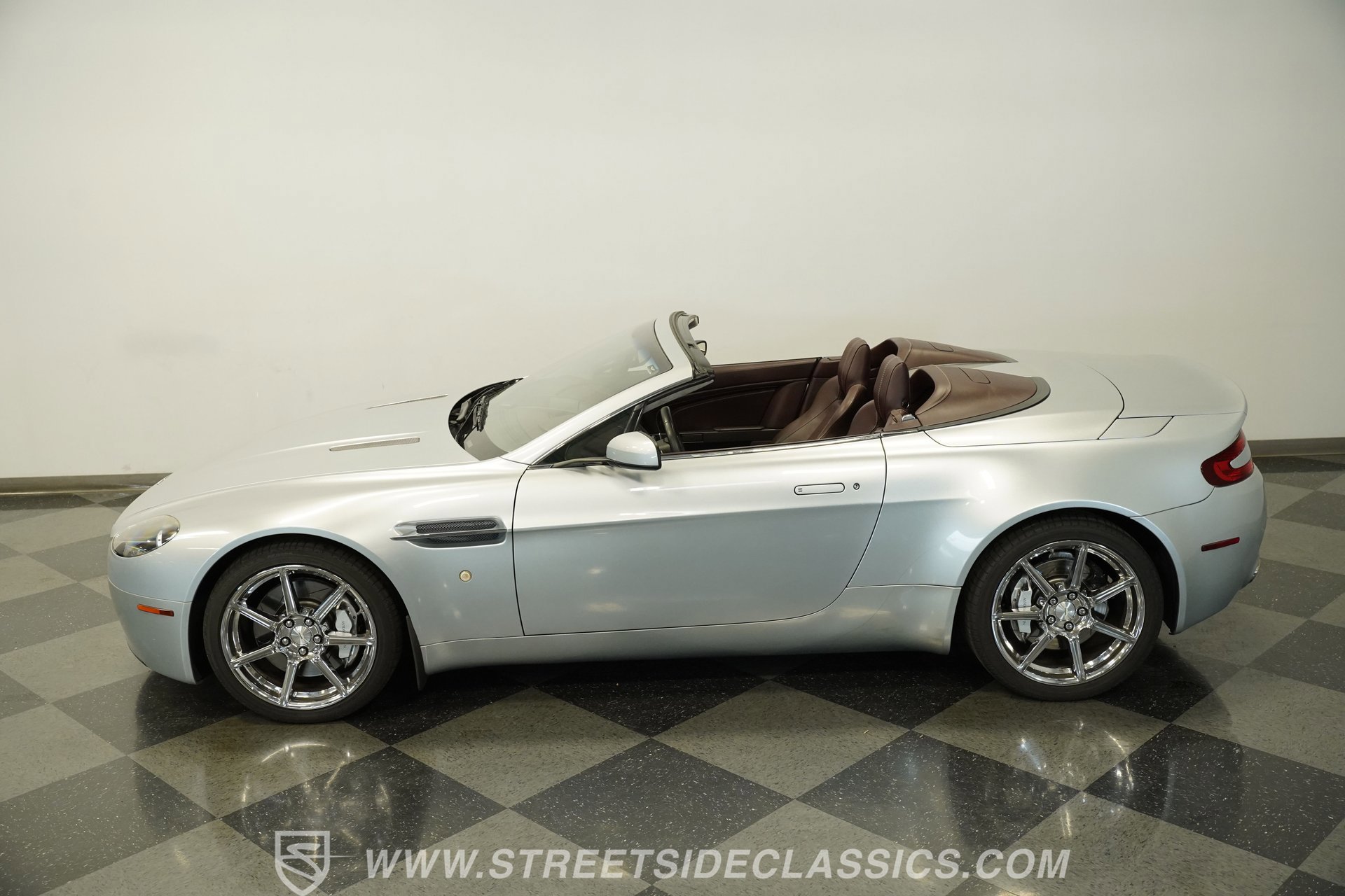Used 2008 Aston Martin V8 Vantage Roadster image 11