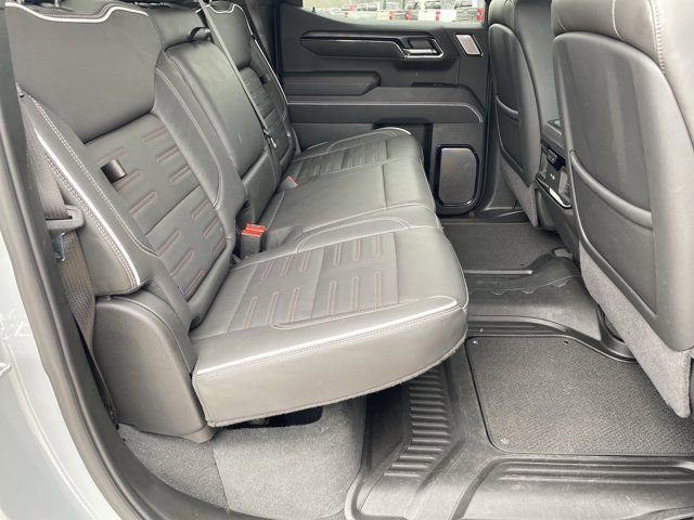 Used 2024 GMC Sierra 1500 AT4X image 30