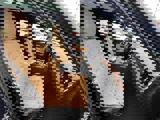 Used 2023 Volvo XC60 T8 Ultimate w/ Climate Package image 24