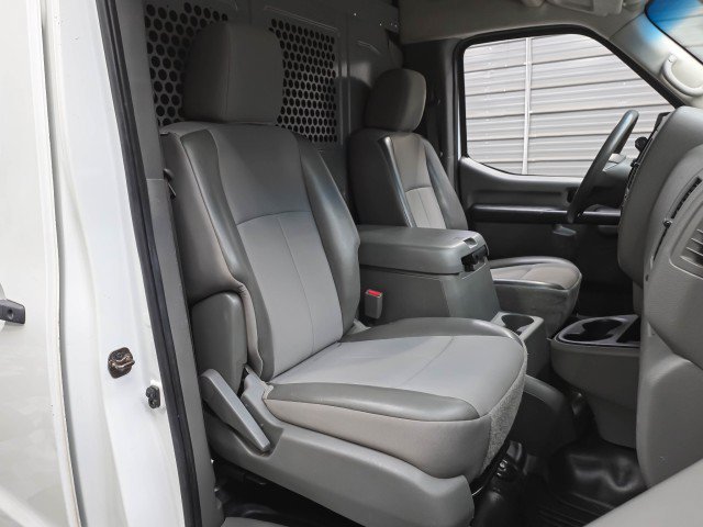 Used 2018 Nissan NV 2500 SV RWD image 18
