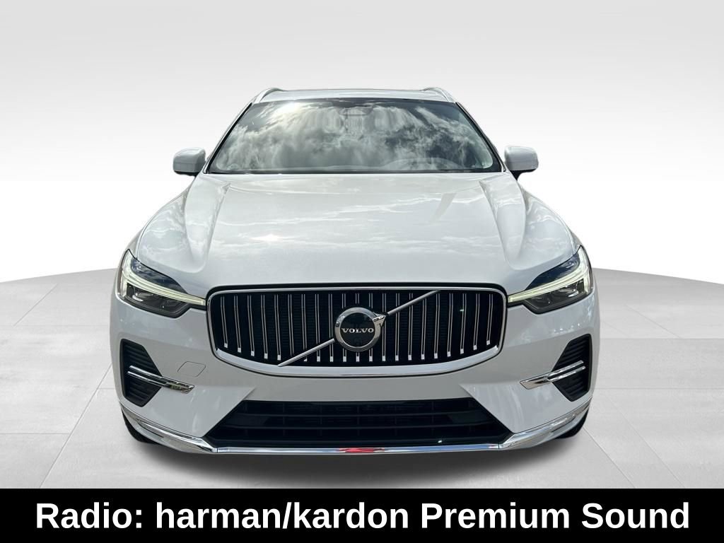Used 2023 Volvo XC60 B5 Plus image 8