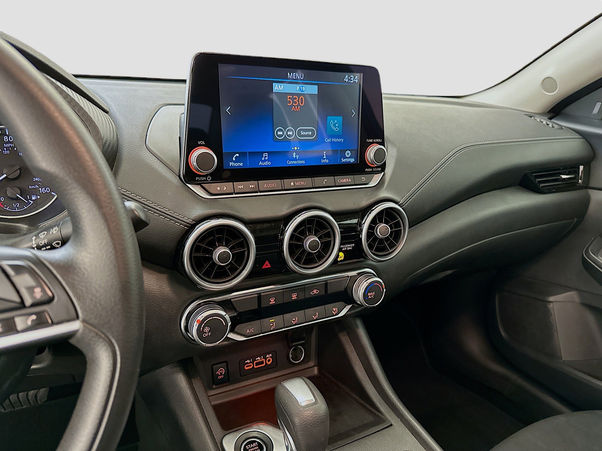 Used 2024 Nissan Sentra SV image 25