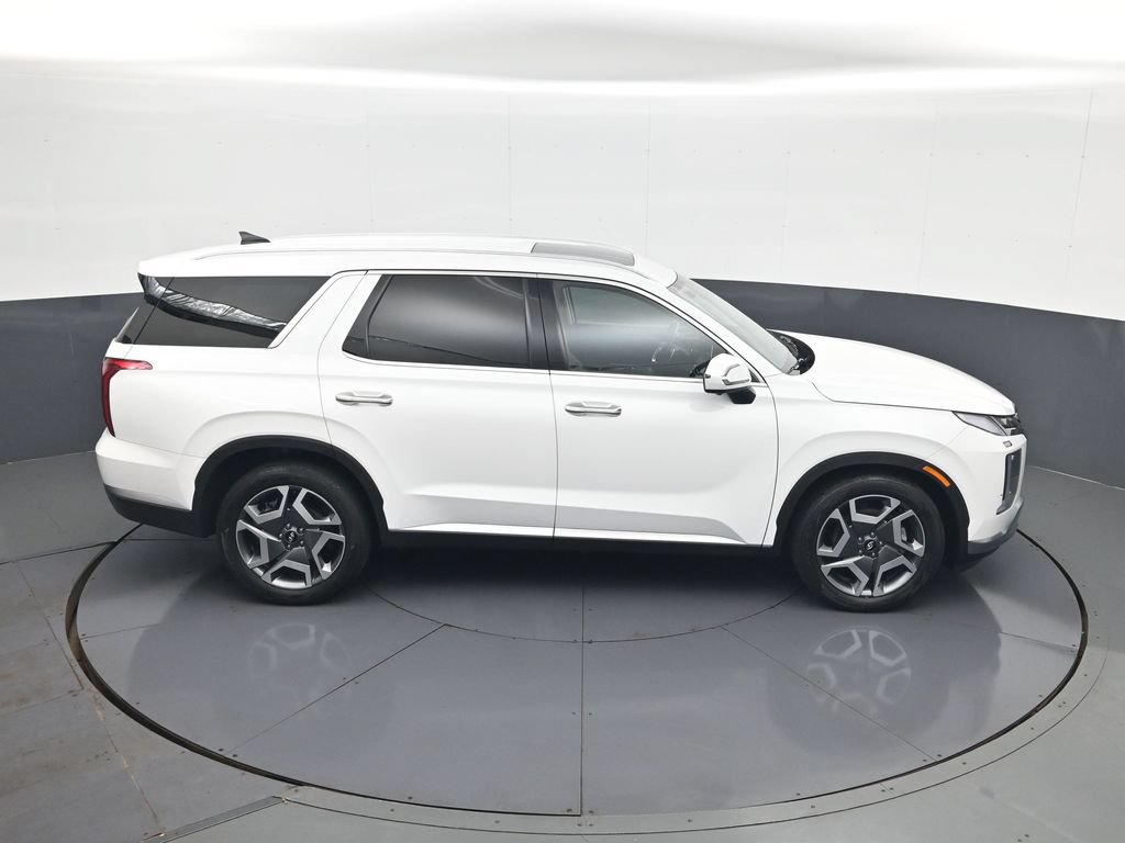 Certified 2024 Hyundai Palisade SEL FWD image 18