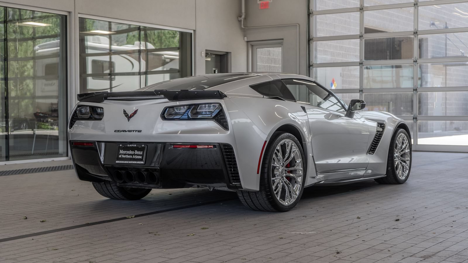 Used 2017 Chevrolet Corvette Z06 w/ Battery Protection Package RWD image 24