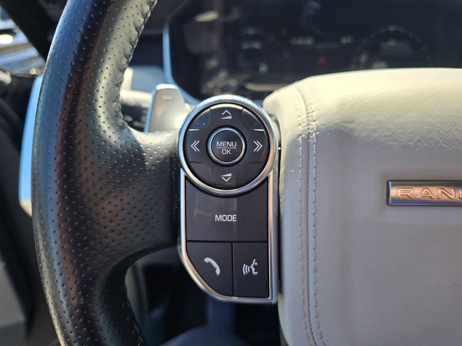 Used 2016 Land Rover Range Rover Sport Autobiography AWD/4WD image 26