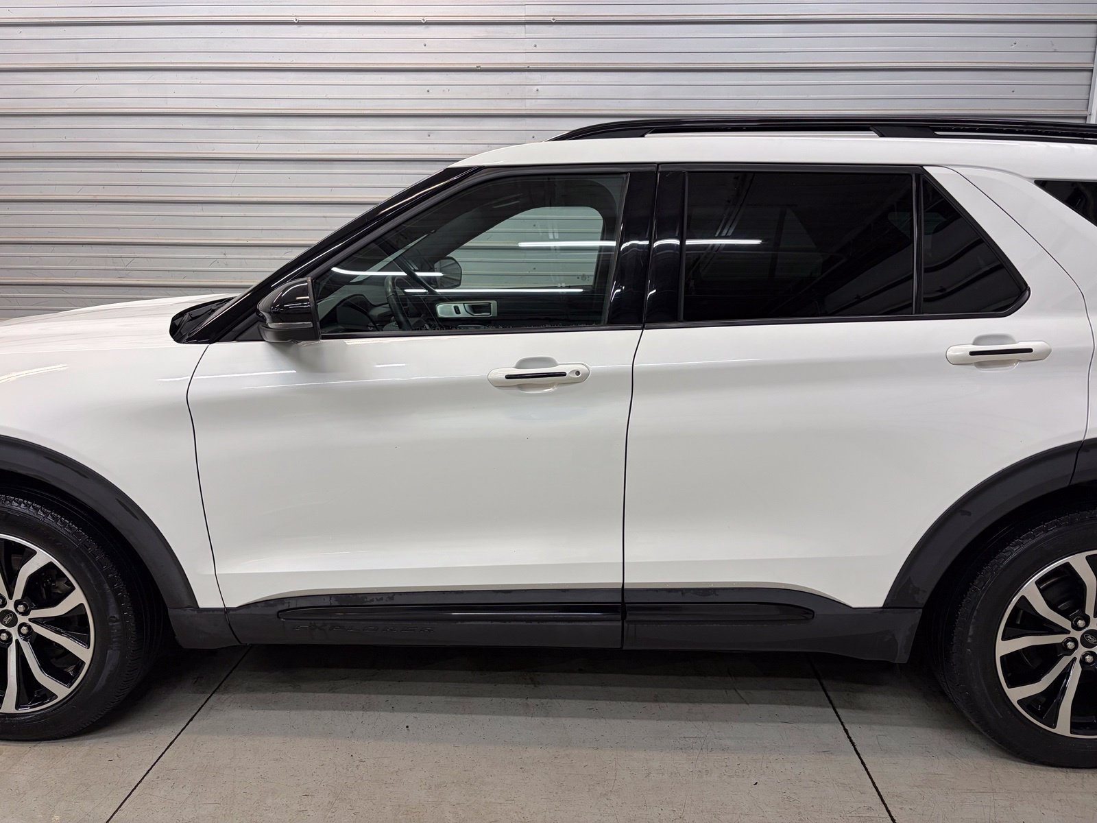 Used 2020 Ford Explorer ST w/ Premium Technology Package AWD/4WD image 7