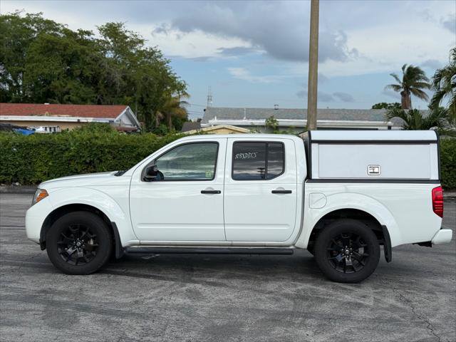 Used 2021 Nissan Frontier SV w/ Midnight Edition Floor Mats AWD/4WD image 3