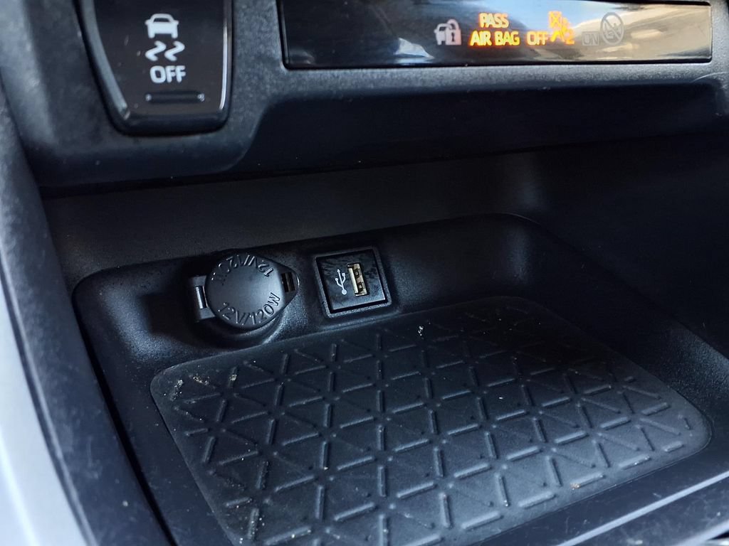 Used 2024 Toyota RAV4 XLE Premium FWD image 11