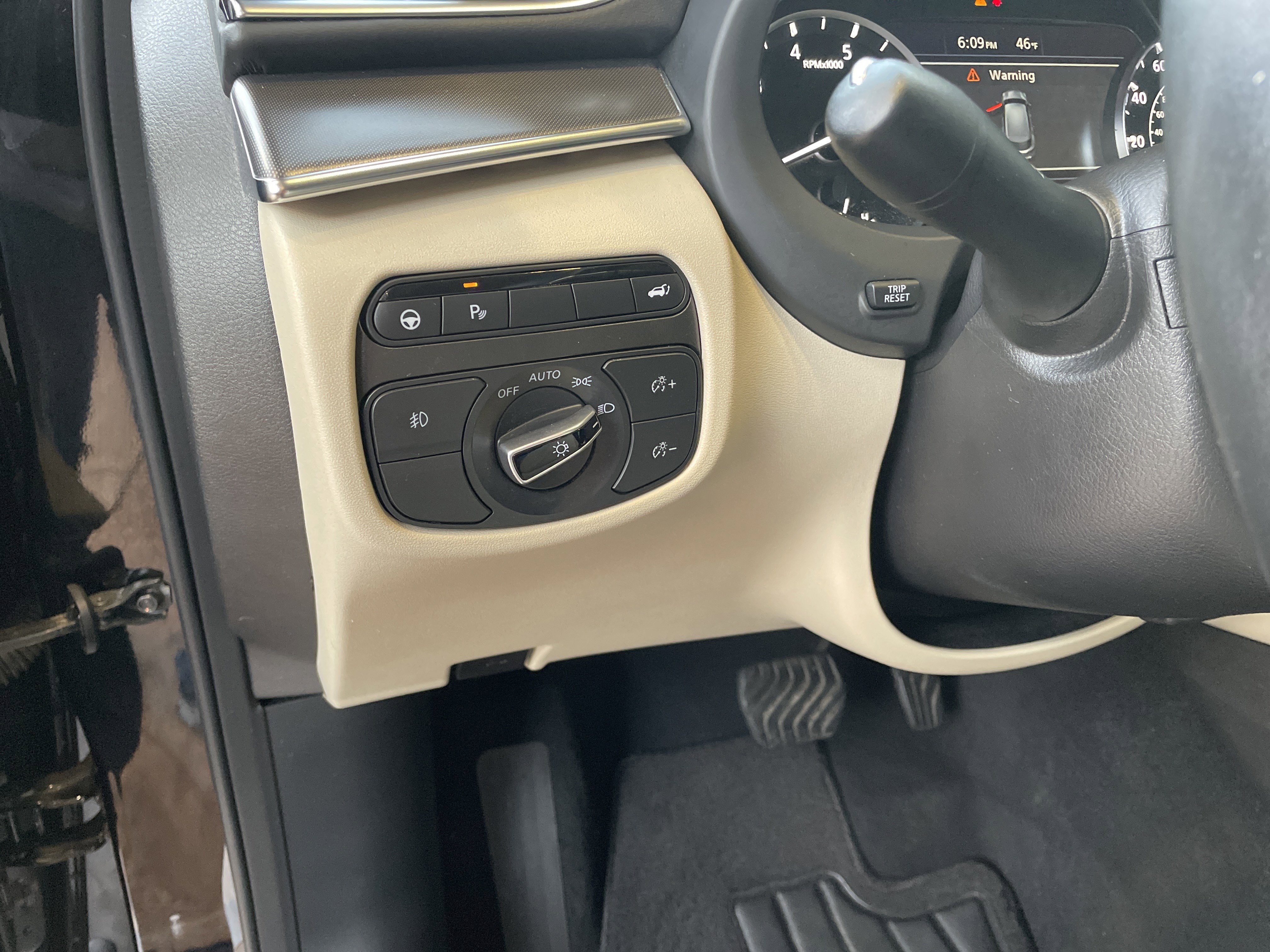 Used 2022 INFINITI QX50 Luxe image 26