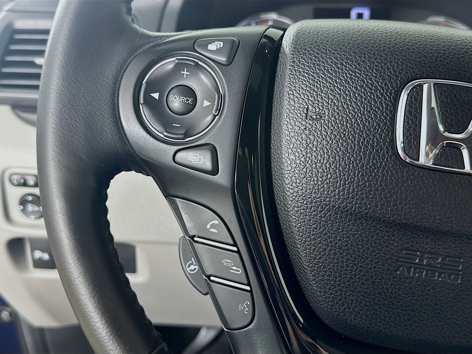Used 2016 Honda Pilot Elite image 18