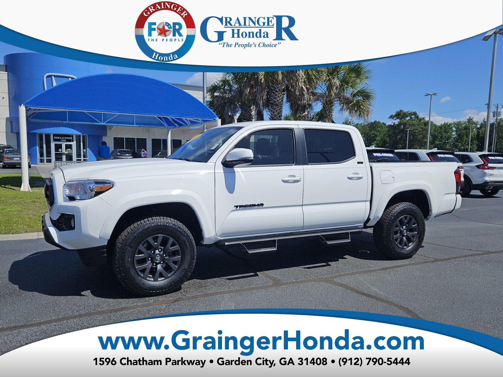 Used 2023 Toyota Tacoma SR5 w/ Technology Package