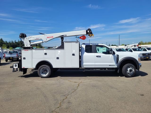New 2024 Ford F550 4x4 SuperCab Super Duty image 4