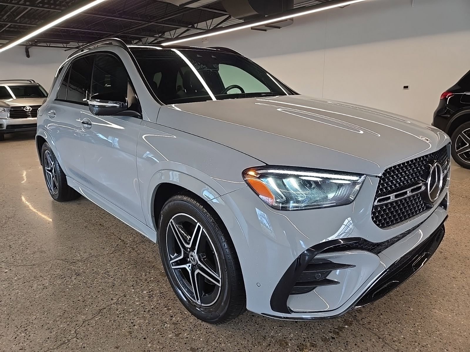 Certified 2025 Mercedes-Benz GLE 450 4MATIC image 7