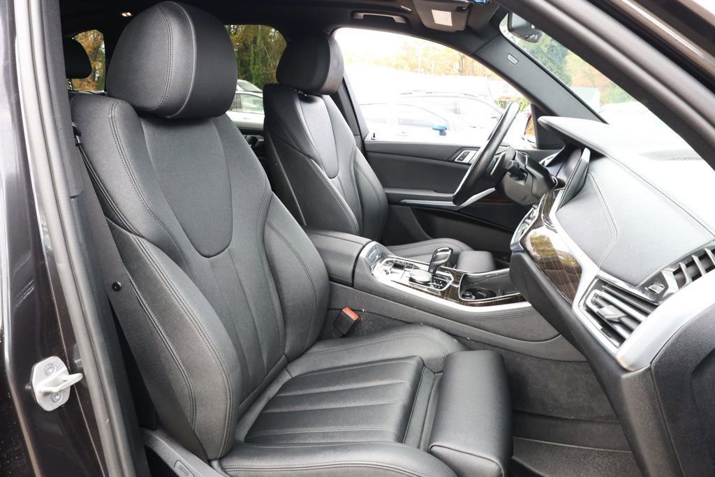 Used 2021 BMW X5 xDrive45e w/ Convenience Package image 25