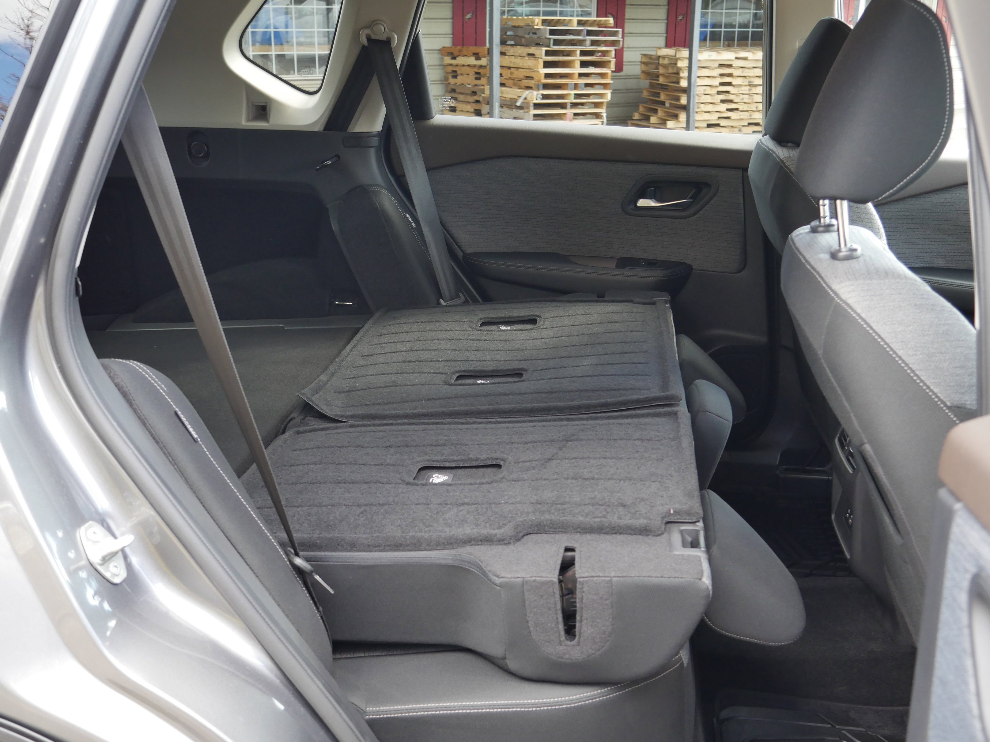 Certified 2021 Nissan Rogue SV image 28