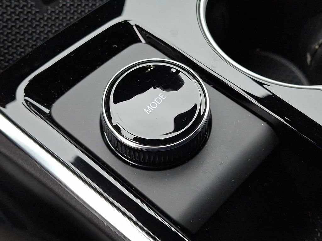 Used 2026 Chevrolet Equinox LT w/ Convenience Package II image 24