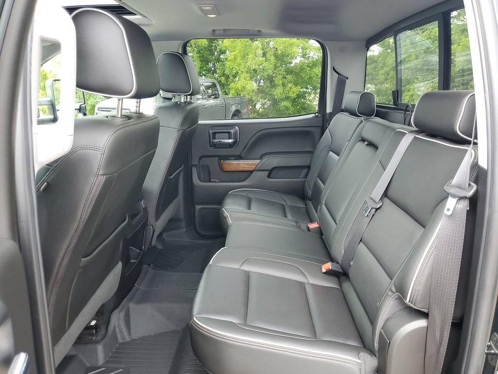 Used 2018 Chevrolet Silverado 2500 High Country w/ Duramax Plus Package AWD/4WD image 17