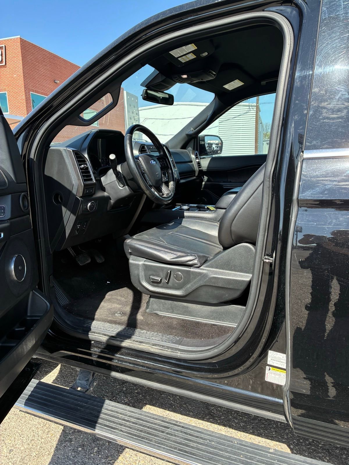 Used 2018 Ford Expedition Limited w/ Driver Assistance Package image 2