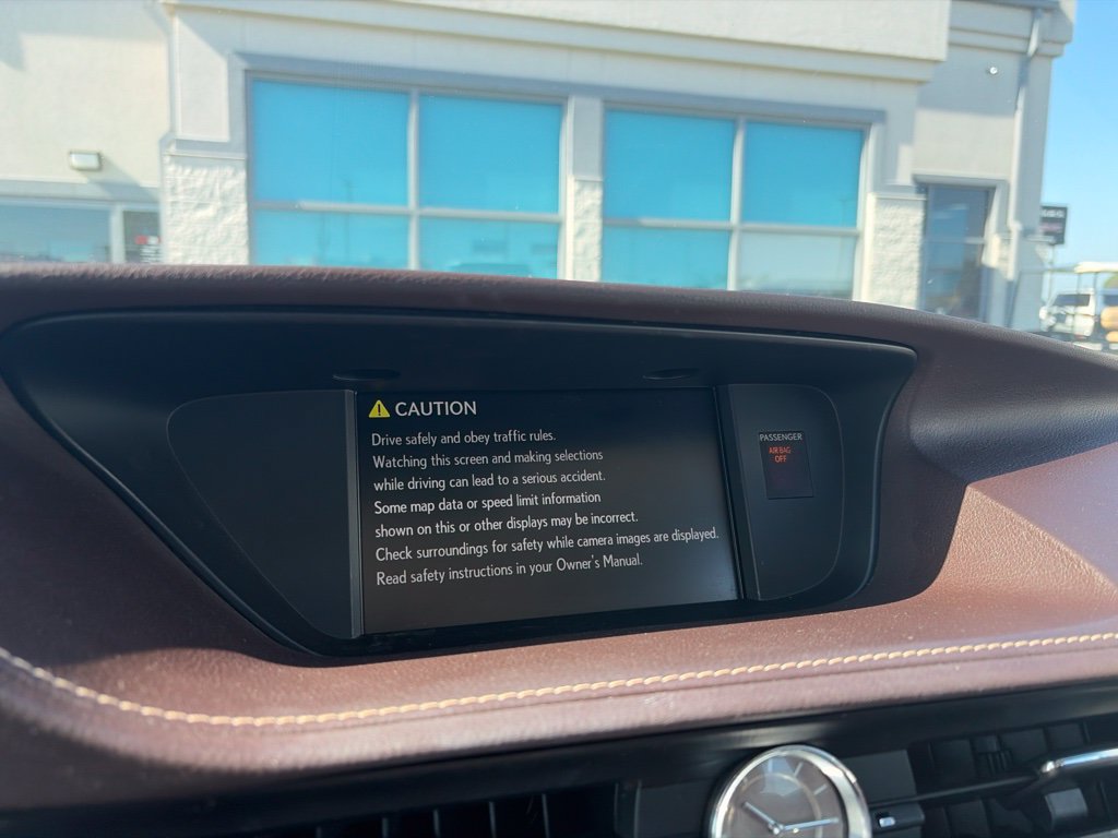 Used 2018 Lexus ES 350 w/ Navigation System Package FWD image 22