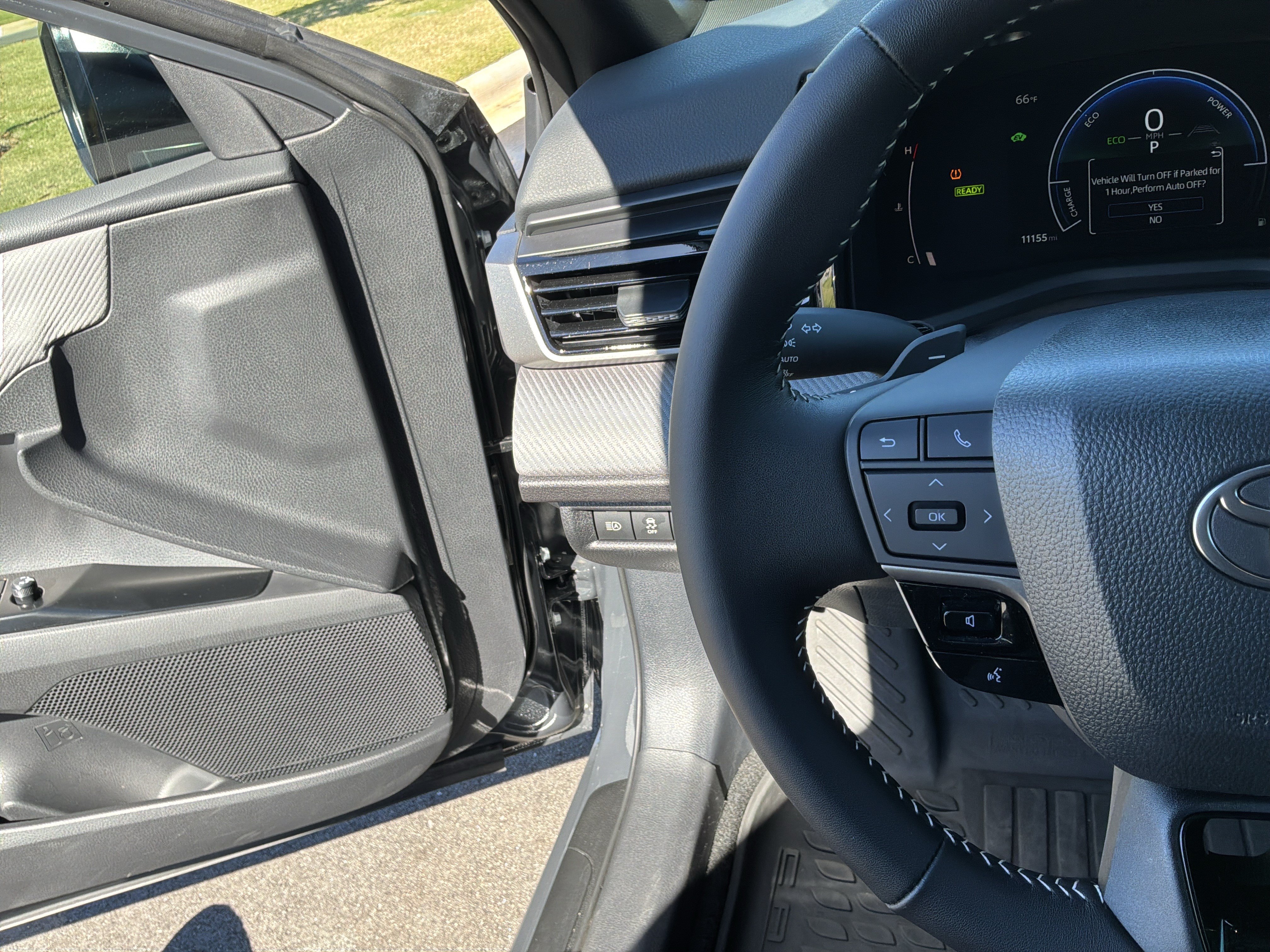 Used 2026 Toyota Camry SE FWD image 19