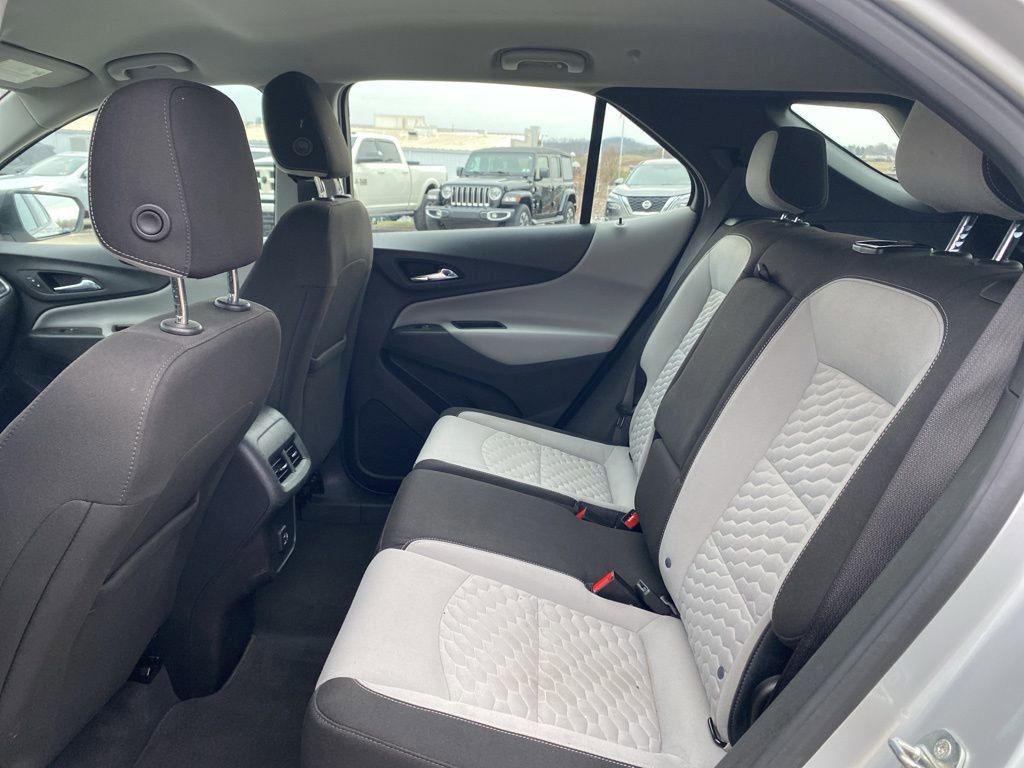 Used 2021 Chevrolet Equinox LS image 18