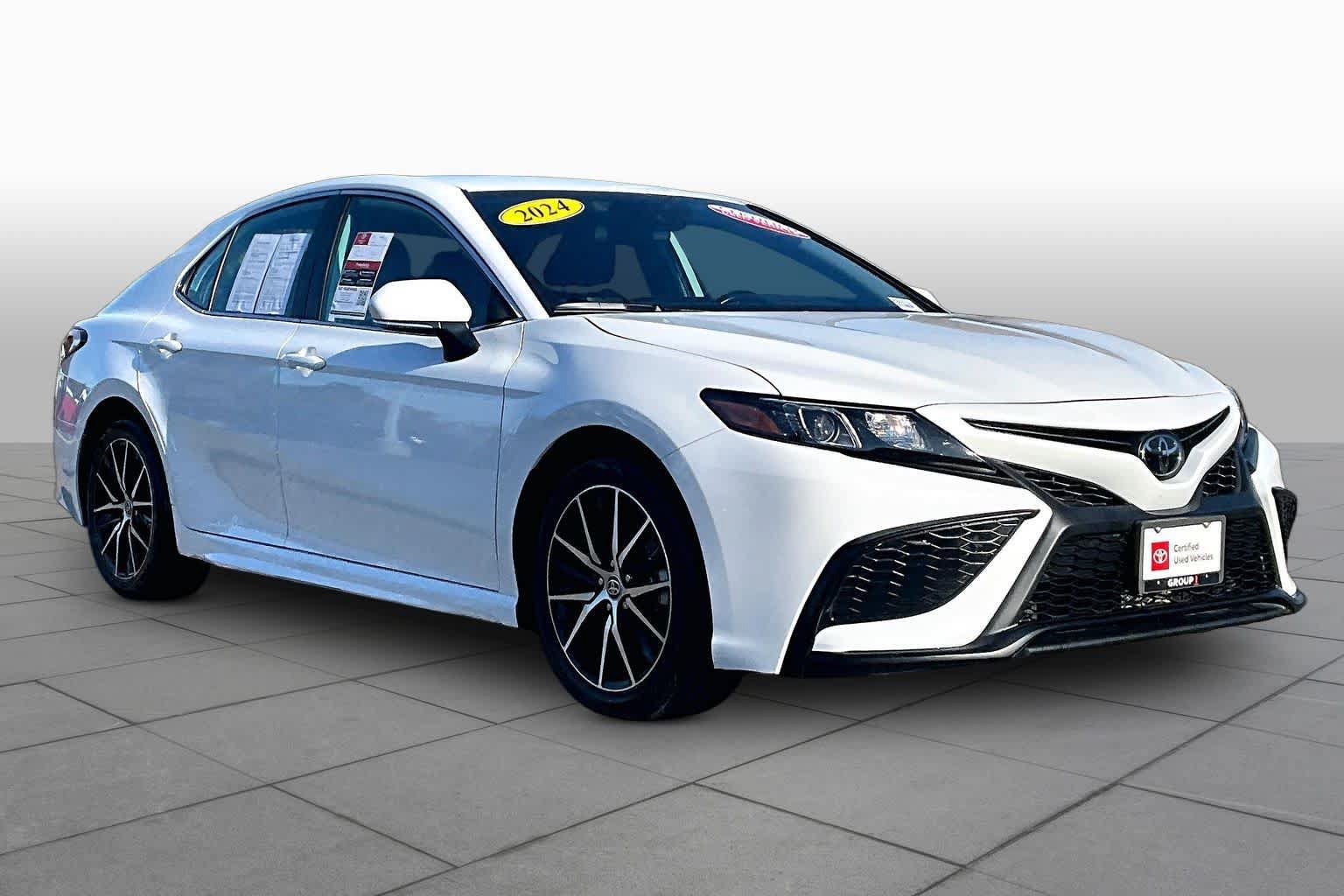 Certified 2024 Toyota Camry SE FWD image 2