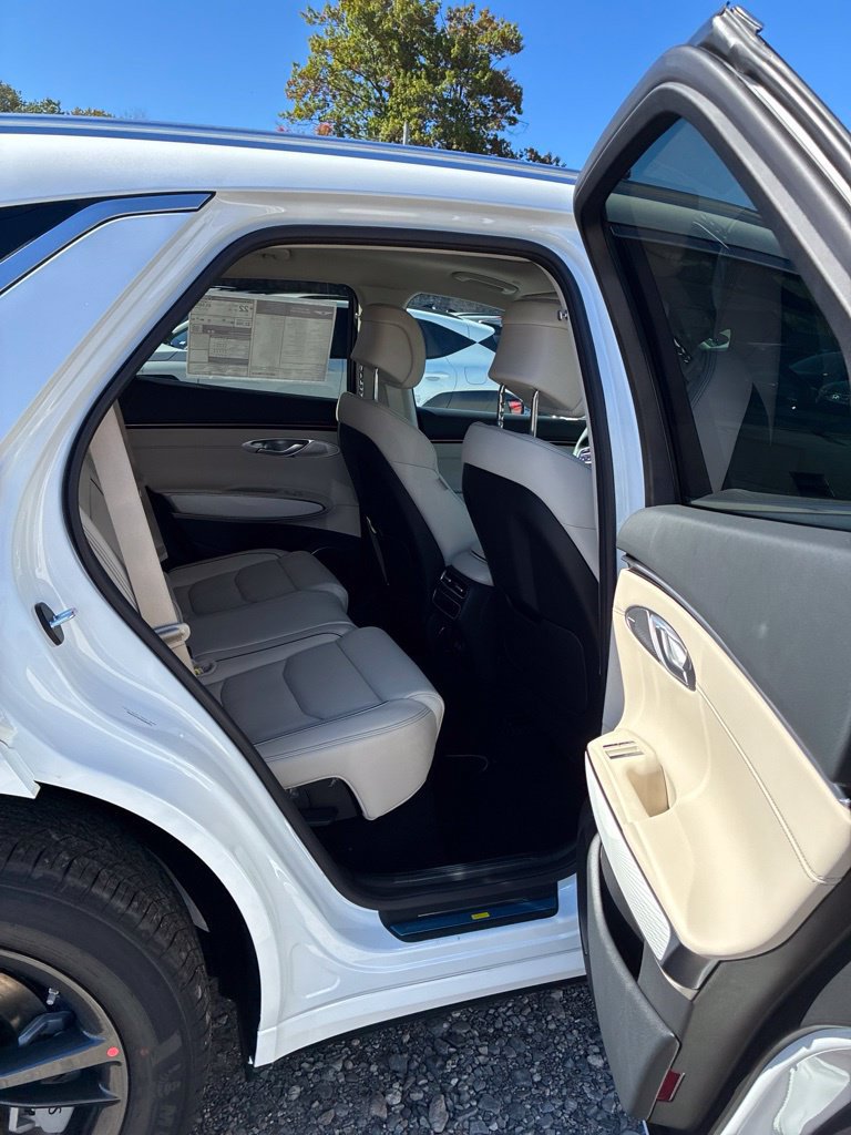 New 2027 Genesis GV70 2.5T Advanced AWD/4WD image 19