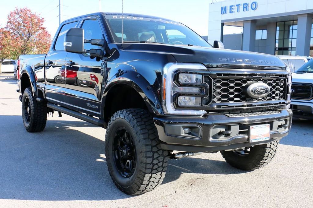 New 2026 Ford F250 XLT w/ XLT Premium Package image 4
