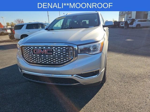 Used 2019 GMC Acadia Denali image 7
