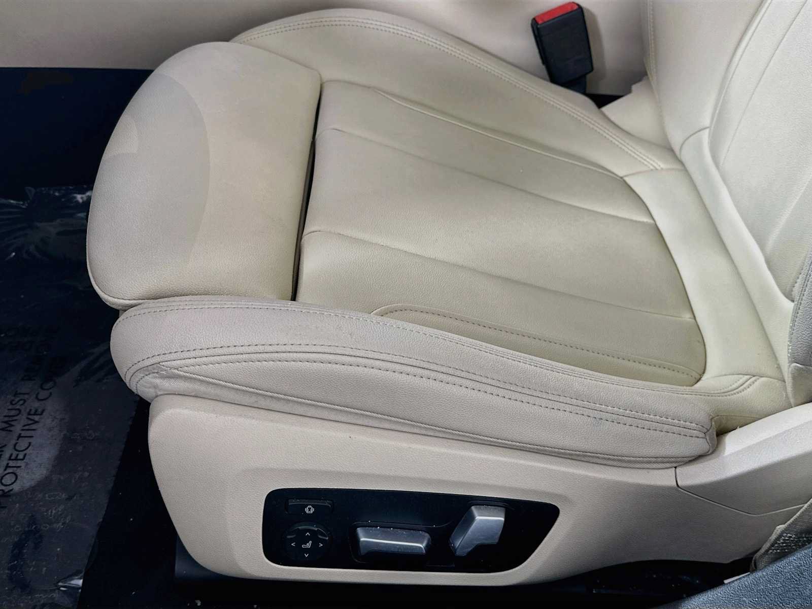 Used 2021 BMW 330e w/ Premium Package RWD image 18