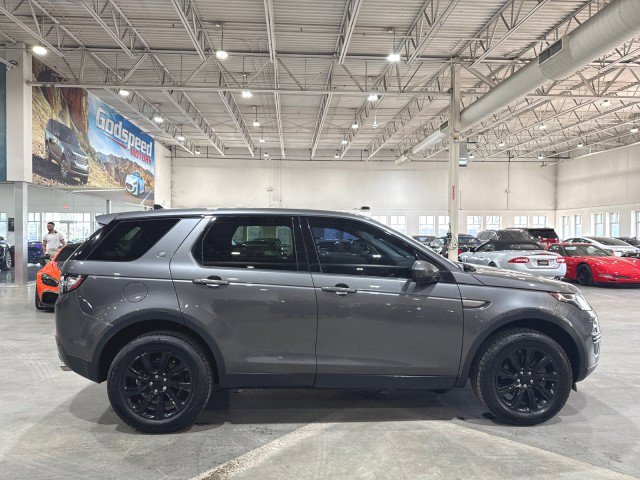 Used 2016 Land Rover Discovery Sport SE image 33