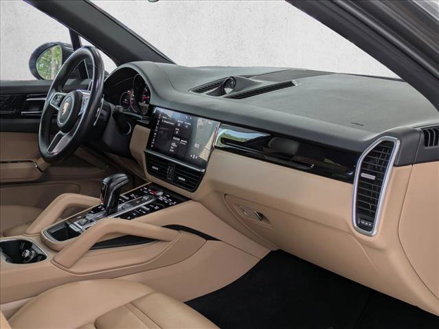 Used 2021 Porsche Cayenne image 27