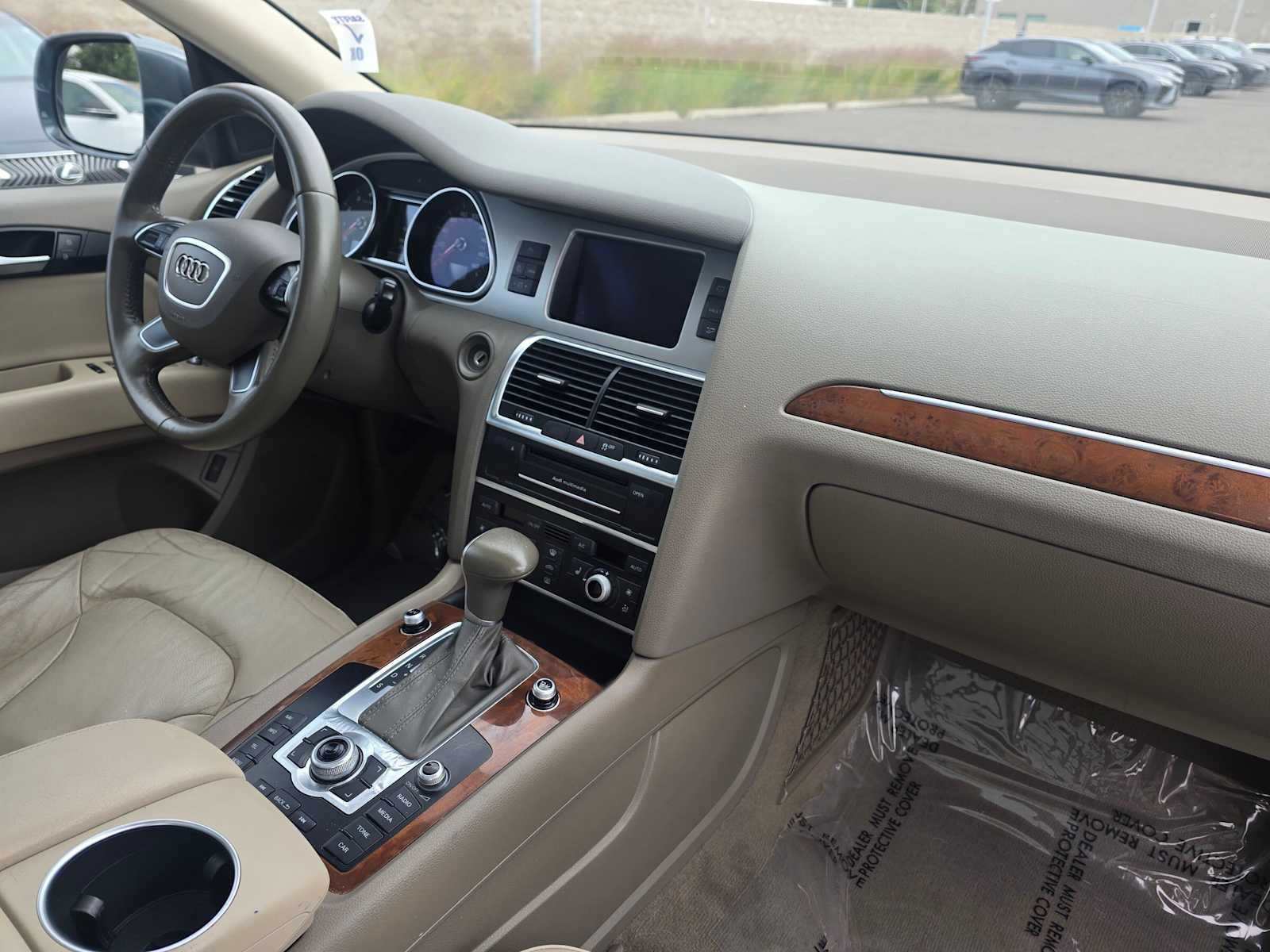 Used 2014 Audi Q7 3.0T Premium AWD/4WD image 11