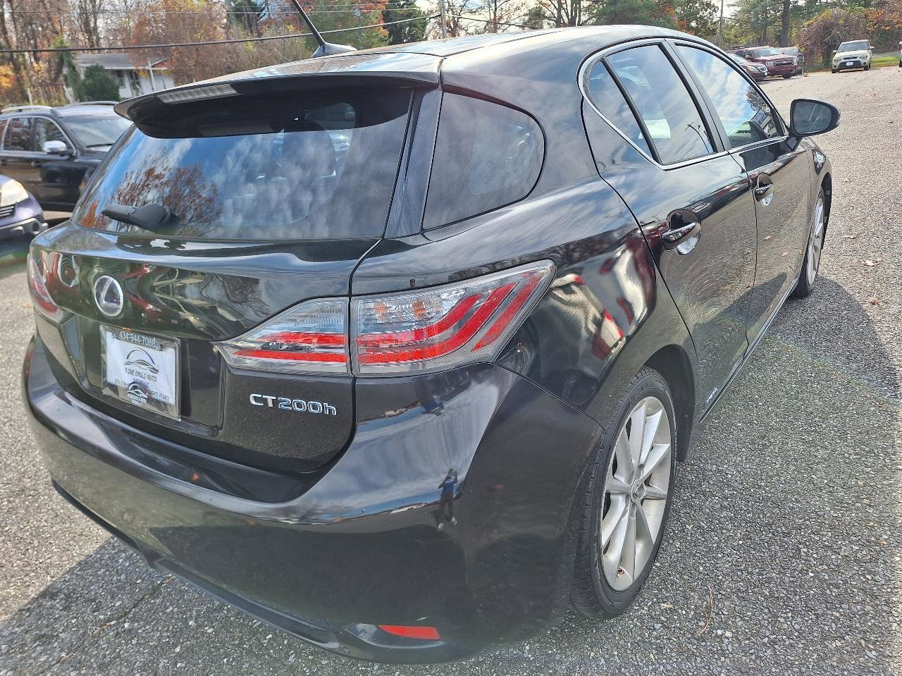 Used 2011 Lexus CT 200h Premium w/ Premium Audio Pkg image 8