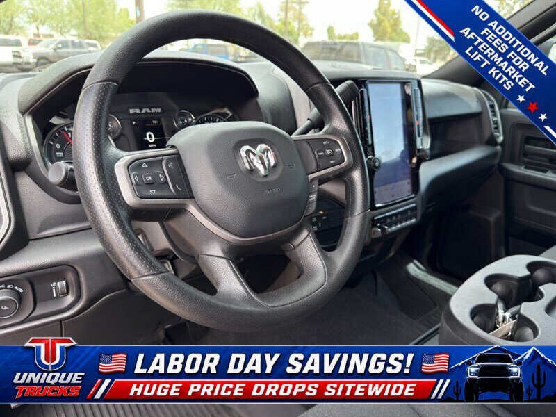 Used 2024 RAM 3500 Tradesman w/ Chrome Appearance Group AWD/4WD image 20