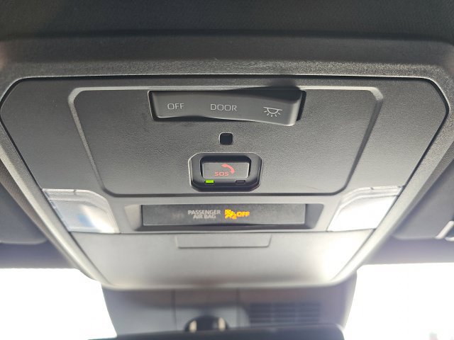 Certified 2025 Toyota Tacoma SR5 AWD/4WD image 25