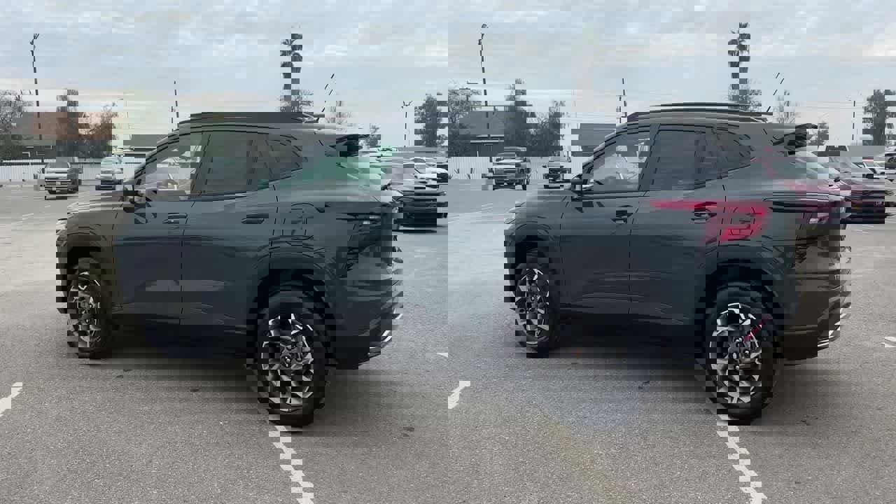 New 2026 Chevrolet Trax LT w/ LT Convenience Package image 9