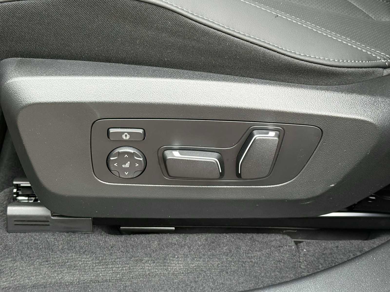 New 2025 BMW X3 xDrive30i w/ Premium Package image 11