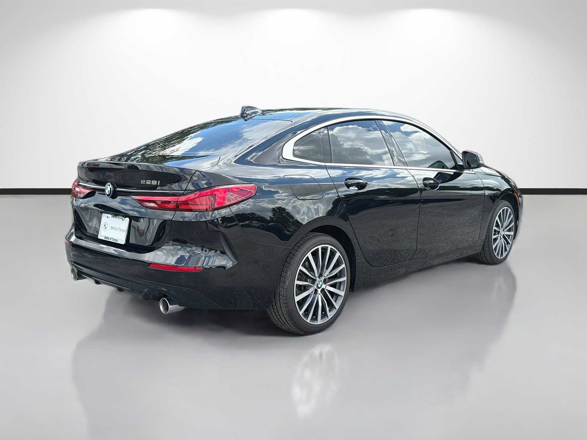 Used 2022 BMW 228i Gran Coupe w/ Convenience Package FWD image 3